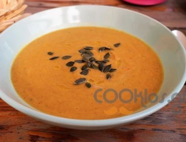 Η συνταγή της ημέρας: Σούπα κολοκύθας με γάλα καρύδας